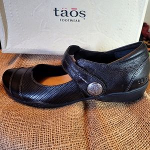Taos Shoes